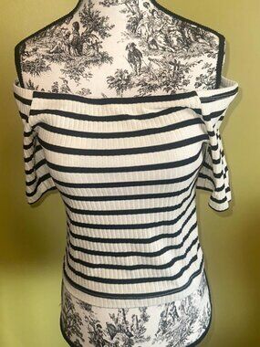 COOPERATIVE BARDOT TOP